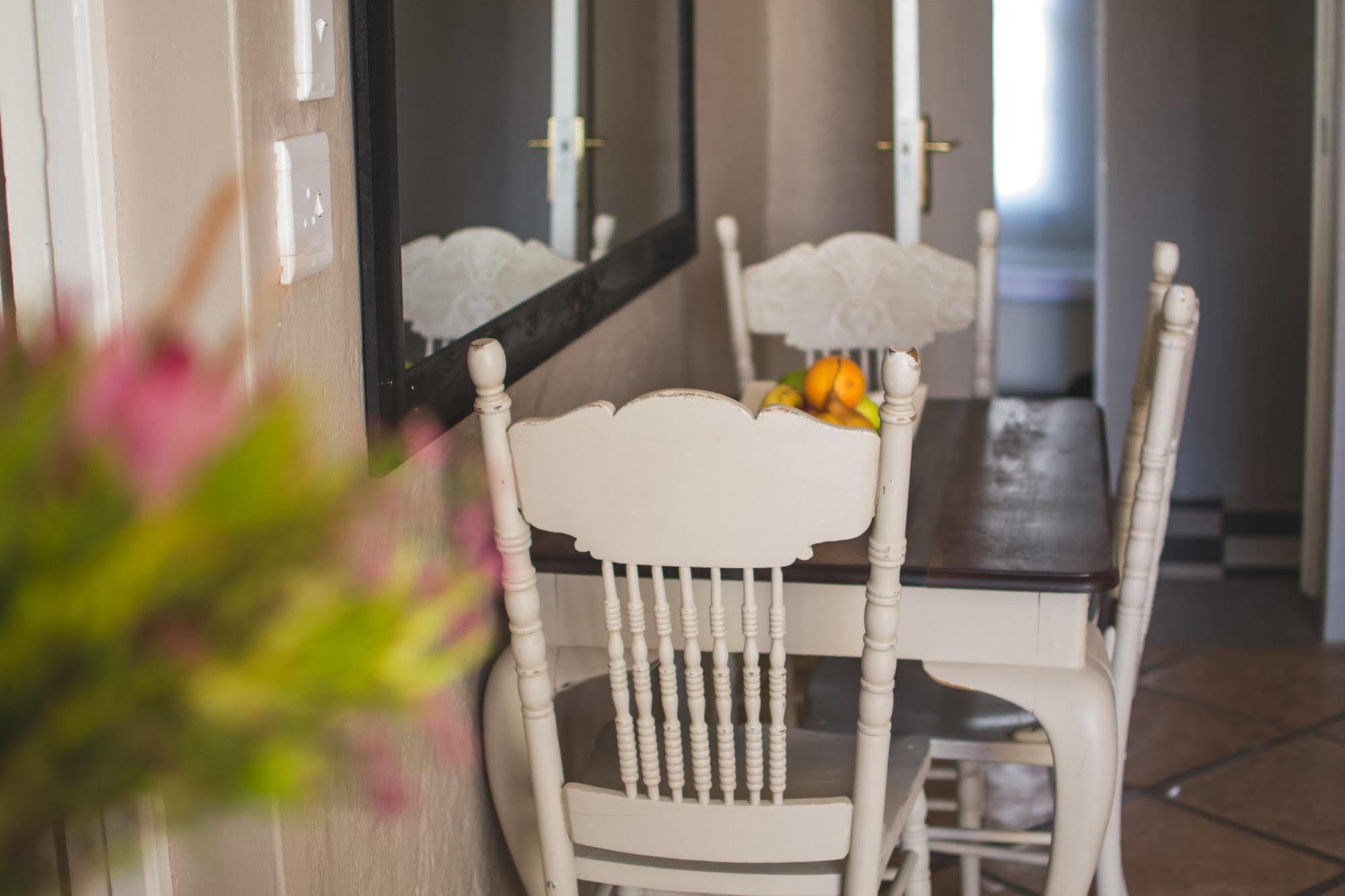 The Post House Hotel - No Children Under The Age Of 16Yrs Greyton Extérieur photo