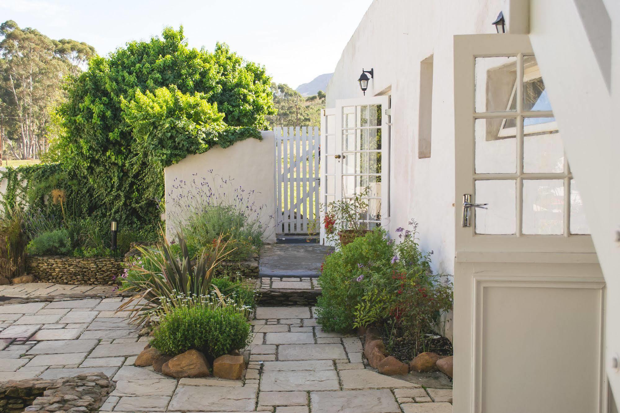 The Post House Hotel - No Children Under The Age Of 16Yrs Greyton Extérieur photo